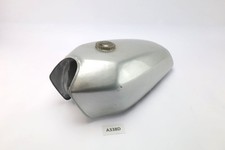 Réservoir universel pour