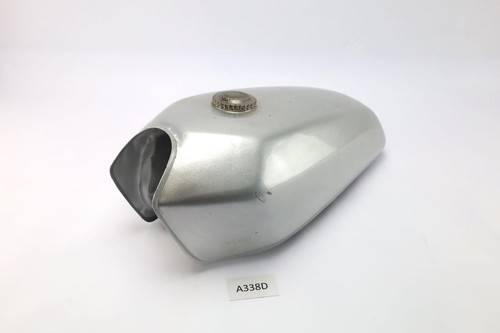 Réservoir universel pour