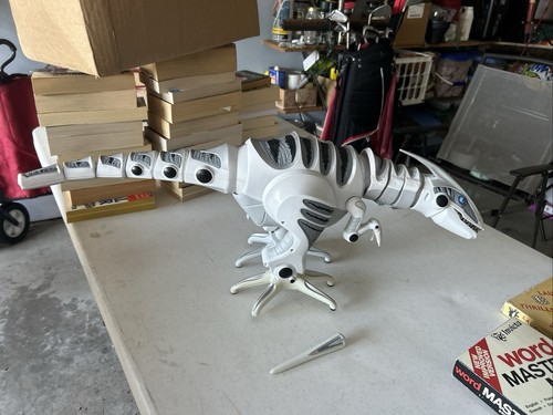Roboraptor wow wee - roboraptor,