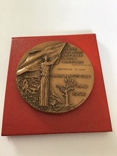 Médaille Cinquantenaire De L’armistice 1918.1968.bronze.frappée En 1969.170grs.