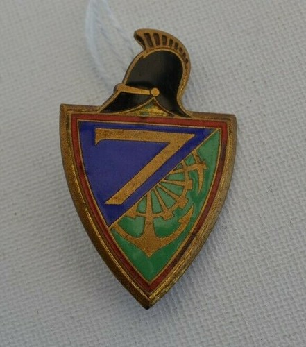 Insigne metal regiment du - 7,