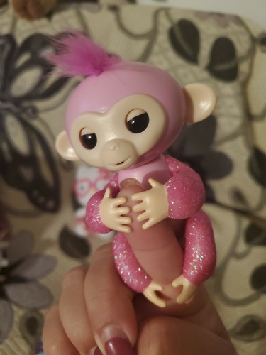 Wowwee 3724 fingerlings 2tone - 3724,