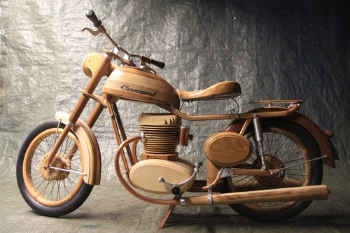 Moto bois echelle 1 - echelle, (