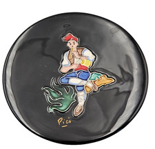 ASSIETTE CERAMIQUE  EMAILLEE JOUEUR DE FLUTE SIGNEE PICO REIS MAJORQUE FLAVIOL