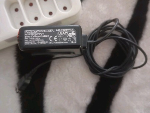 Chargeur officiel nintendo - chargeur,