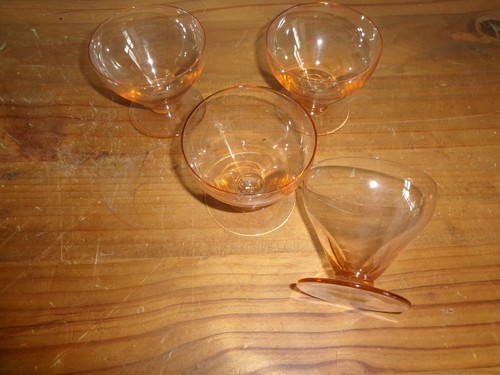 Verres pied couleur - 4,