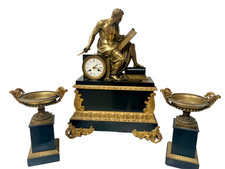 Garniture de cheminée