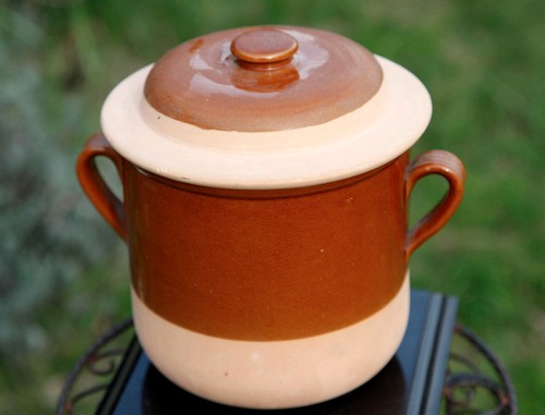 Pot couvert grès ancien