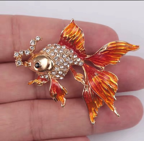 Broche poisson rouge métal - broche,