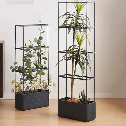 Jardinière avec treillis
