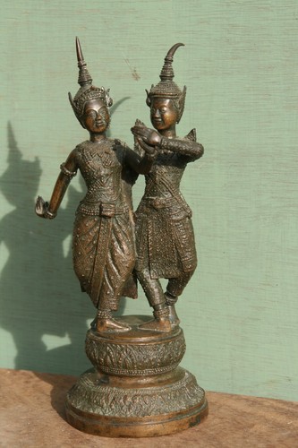Statue sculpture bronze - en,