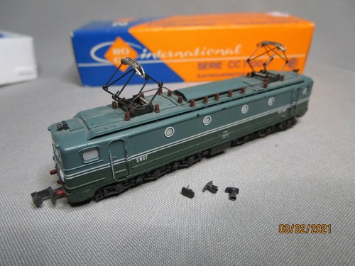 Aq942 roco locomotive - roco,