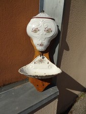 Ancienne Fontaine en tôle émaillé décor floral