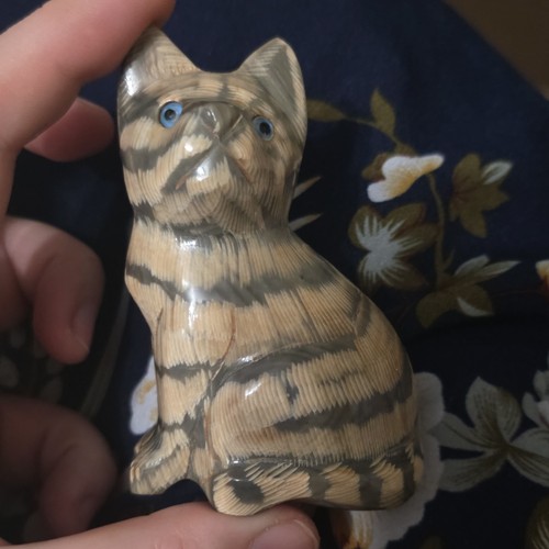 Statuette chat peint assis - statuette,