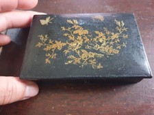 BOITE ANCIENNE EN LAQUE