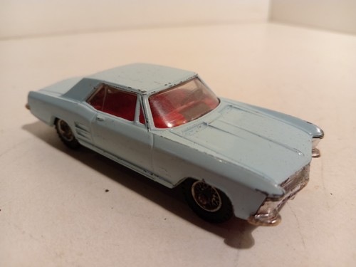 Corgi buick riviera 2 - corgi,