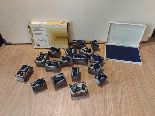 Lot tampons encreur - 17,