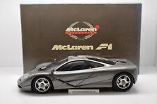 McLAREN F1 ROADCAR 1993 DARK SILVER MINICHAMPS 1/12 TRÈS BON EN BOITE