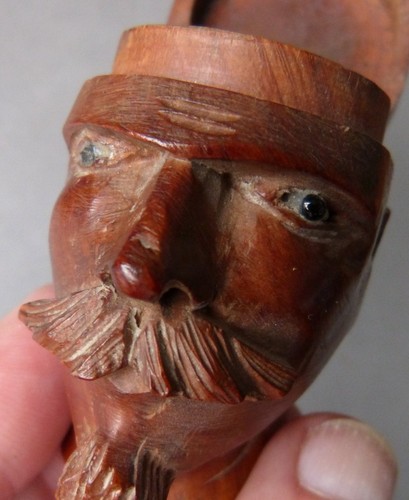 Grande pipe couverte ancienne