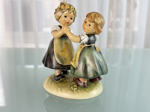 Figurine hummel 353 - 353/0, danse