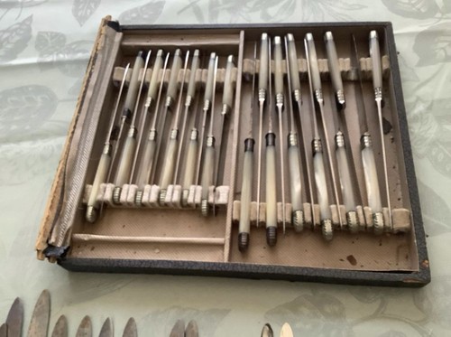 Lot anciens couteaux - , manches