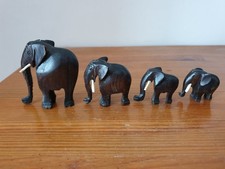 Ensemble de 4 figurines