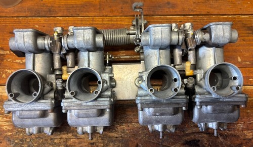 Rampe carburateurs mikuni - mikuni, vm