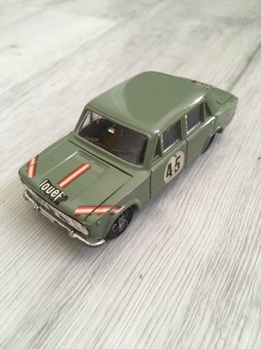 Ancienne fiat 124 - fiat, spécial
