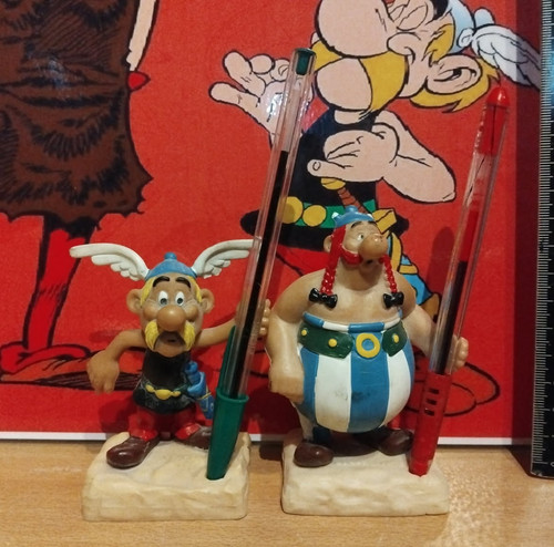 Présentoir astérix - présentoir,