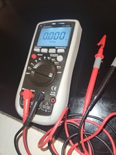 Contrôleur multimètre professionnel VOLTCRAFT VC 830