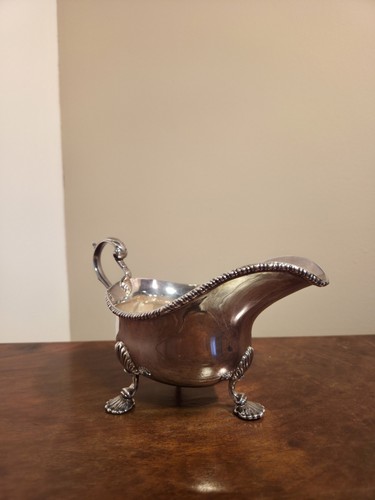 Strerling silver sauce pot - silver,