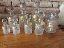 Série de 7 Flacons et 1