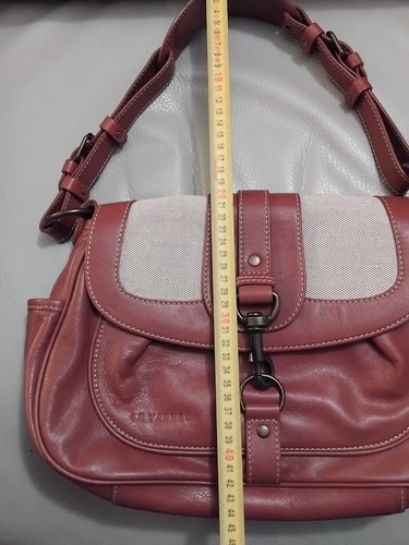 Beau sac main cuir - à,
