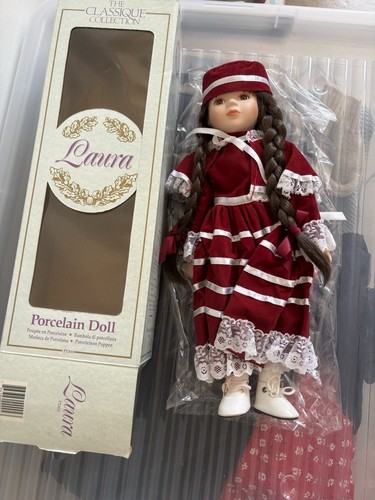 Poupée laura porcelain doll - poupée,