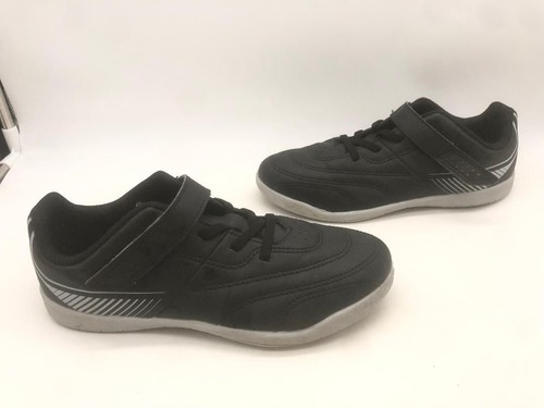 Paire chaussures sport - chaussures,