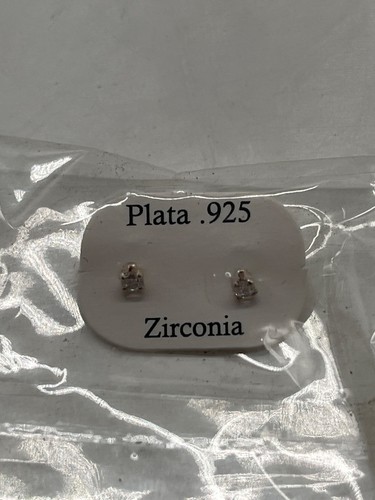 Petites boucles doreilles
