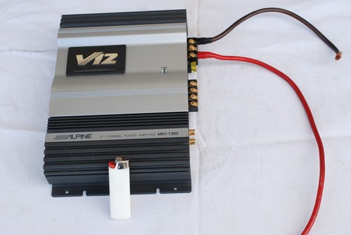 Ampli voiture alpine - 1, de