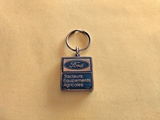 ANCIEN PORTE CLÉ TRACTEURS