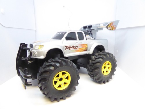 Nikko tornado buggy - -, pick