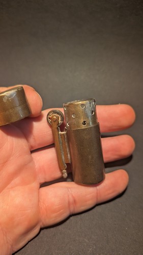 Briquet poilu tempête art - tempête,
