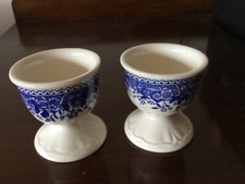 Deux coquetiers blanc bleu