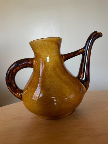 Poterie des grottes - poterie, de