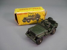 AW983 DINKY TOYS FR JEEP