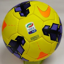 Ballon de football officiel