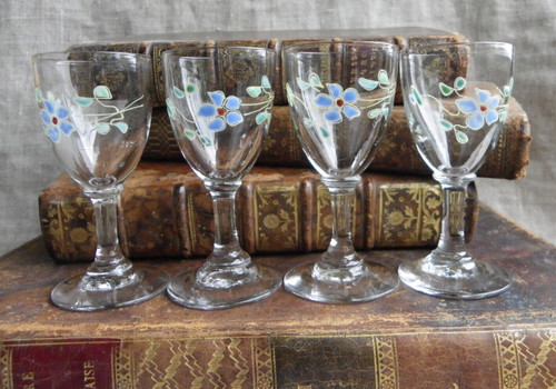 Verres liqueur anciens en - À,