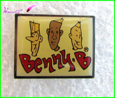 Pin's Chanteur Groupe de