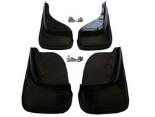 Neuf Bavettes pour Mercedes