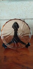  ANCIEN PLATEAU ROND EN VERRE MOULÉ ROSE - ANNÉES 40/50 -