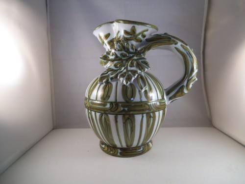 Vintage made italy art - made,