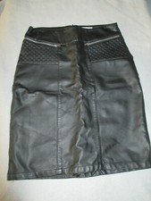 Jupe  simili cuir noire , taille 36,jacqueline riu 